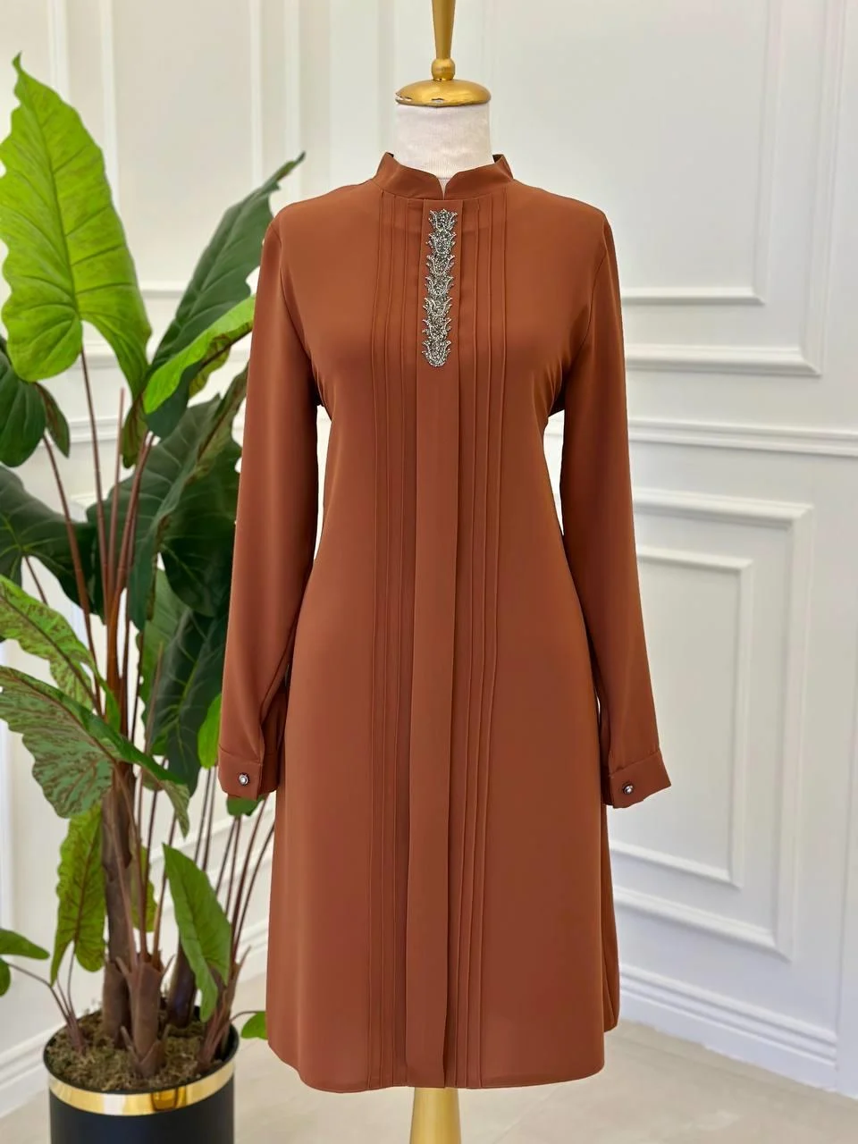Stone Detail Tunik
